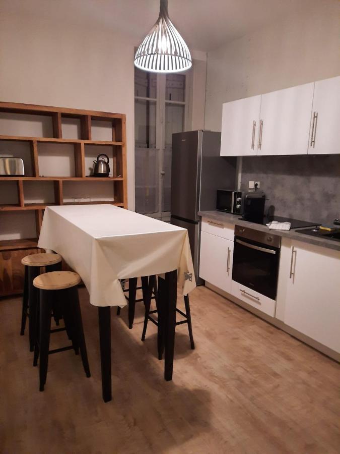 Appartement Jean Paul Sarthe ชาลง-ซูร์-ซอน ภายนอก รูปภาพ